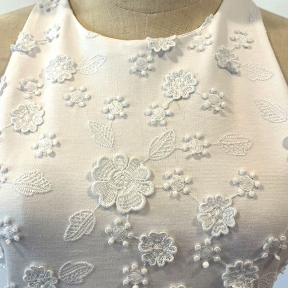 Ann Taylor Petite Flower White Sleeveless Tank Shell XSP NEW NWT - Picture 4 of 10